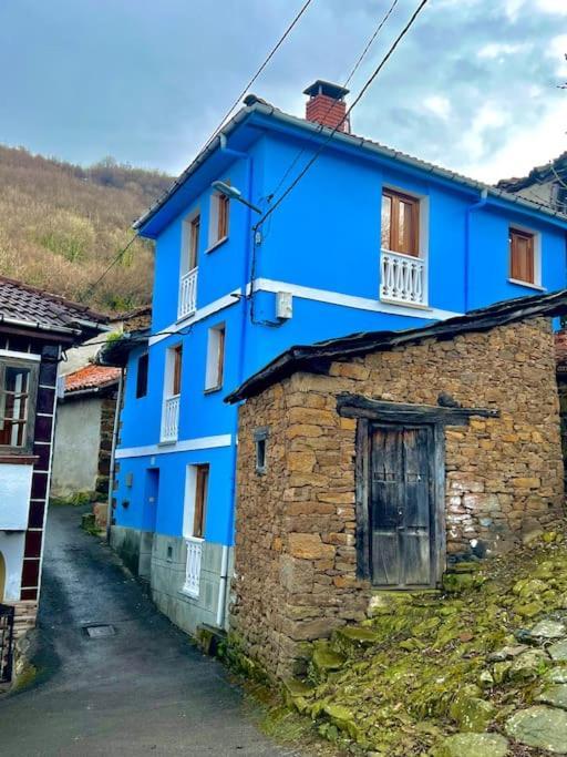 Villadecelis Mieres  Extérieur photo